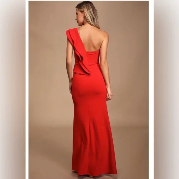 Lulu's Red Kiss Me Again Formal Maxi Gown with Asymmetric Ruffles & Slit - Picture 3 of 8